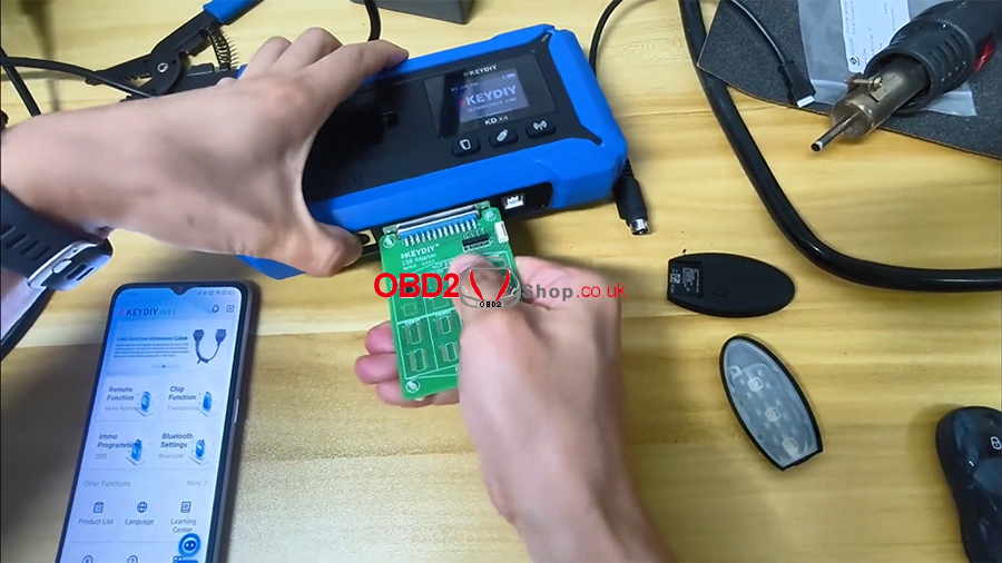 how to use keydiy 13# remote chip reading adapter 03